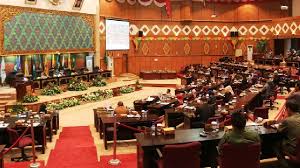 Rapat Paripurna DPRD Riau Penetapan Panpem Wagubri Diundur